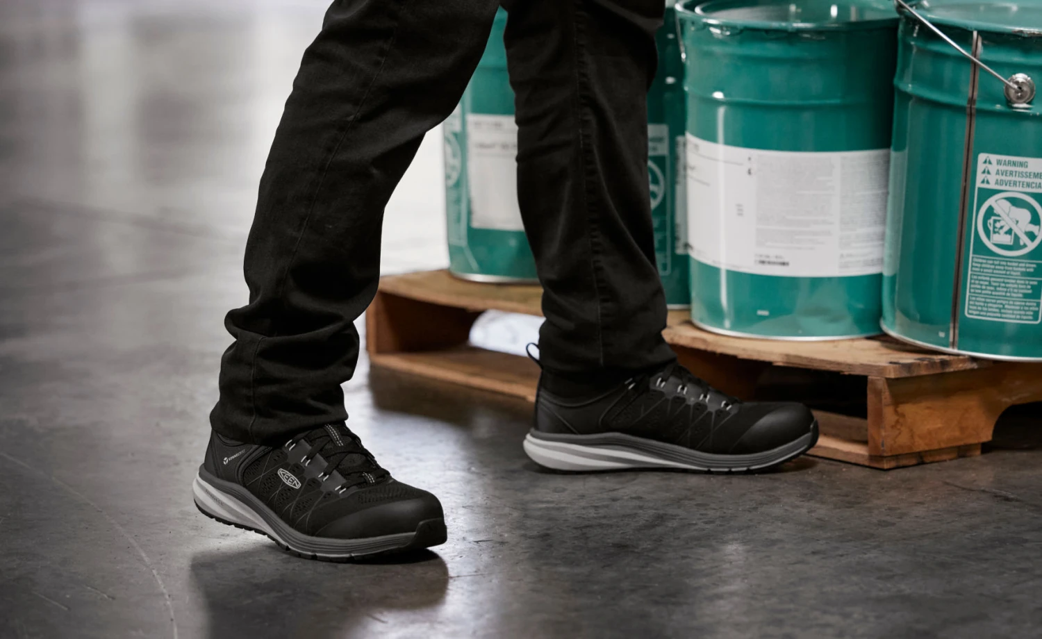 Keen Men's Vista Energy Mid (Carbon-Fiber Toe) | Vapor/Black 7 Keen Men's Vista Energy Mid (Carbon-Fiber Toe) | Vapor/Black - Image 5