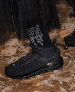 Keen Women's UNEEK High Top X HYKE | HYKE Timberwolf 19 Keen Women's UNEEK High Top X HYKE | HYKE Timberwolf -Fashion Boots Store Lifestyle3womens 1027976