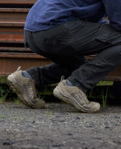 Keen Men's Reno KBF Waterproof (Carbon-Fiber Toe) | Brindle/Morel -Fashion Boots Store SDD 506 PDP Reno 1027106 Right Image