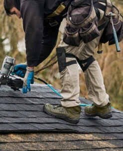 Keen Men's Reno KBF Waterproof Mid (Soft Toe) | Black/Black -Fashion Boots Store SDD 506 PDP Reno 1027111 Right Image