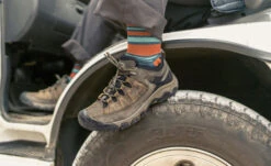 Keen Men's Targhee III Waterproof | Triple Black -Fashion Boots Store TargheeIIILowPDPLifestyle1Mens 6689b184 da7e 4234 b612 134d7d9c658f