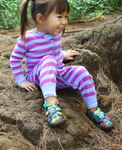 Keen Toddlers' Seacamp II CNX | Rainbow/Festival Fuchsia 18 Keen Toddlers' Seacamp II CNX | Rainbow/Festival Fuchsia -Fashion Boots Store TotsSeacampLifestyleSingleLeft cf9b54ba a3ab 42d0 994d bbda7cec623a