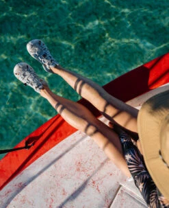 Keen Women's Drift Creek H2 Sandal | Alloy/Granite Green -Fashion Boots Store WDriftCreekH2LifestylePDPLeft a592edbf 28c8 40ca 8a27 bb371ffde163