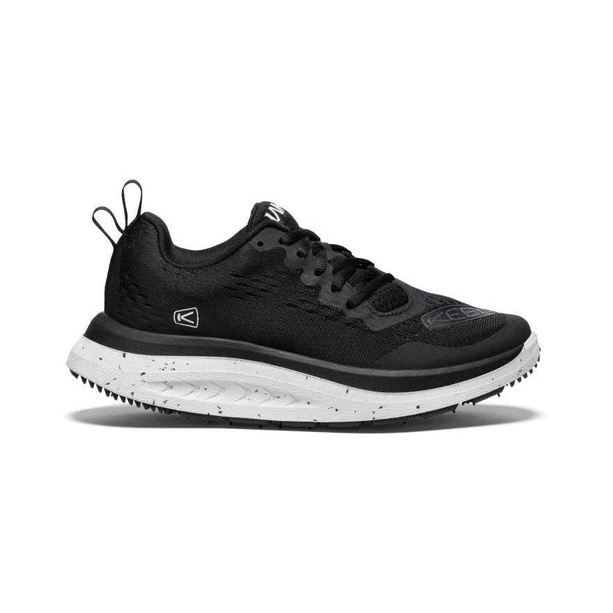 Keen Women's WK400 Walking Shoe | Black/White 3 Keen Women's WK400 Walking Shoe | Black/White